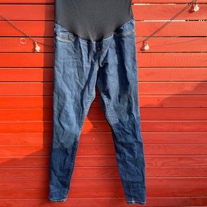 Maternity jeggings size xs
